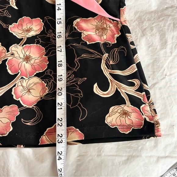 SUZIE WHERE Y2K Floral Sleeveless Top Black Pink Empire Waist Size L Dark Fairy - Picture 9 of 10